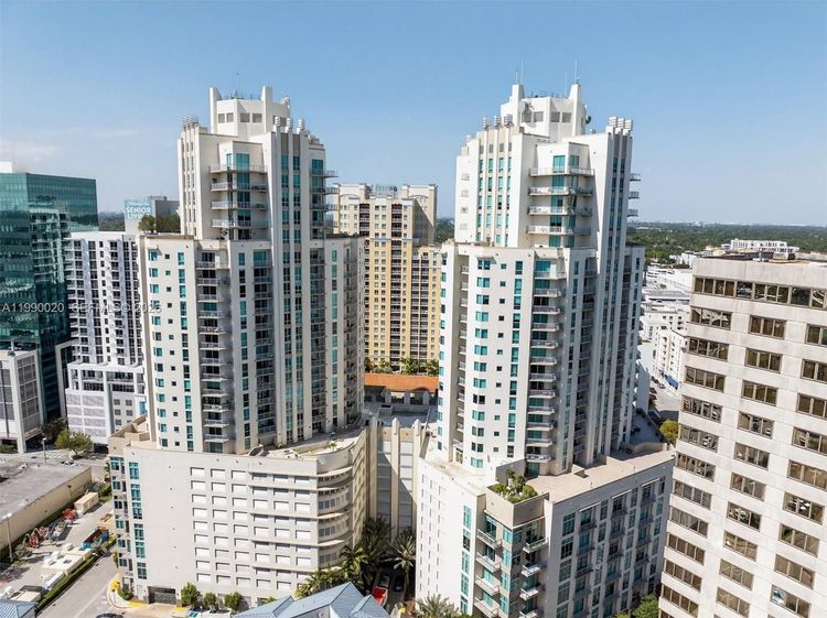 Metropolis at Dadeland #1203 image #7