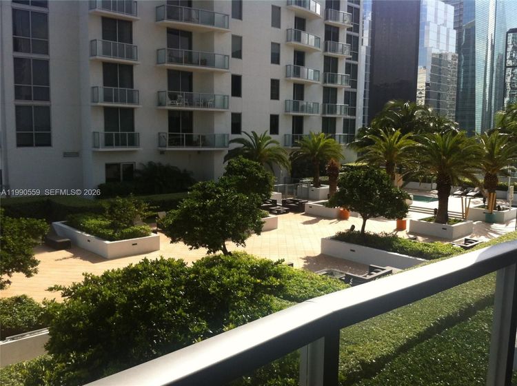 Avenue 1060 Brickell #1406 image #11