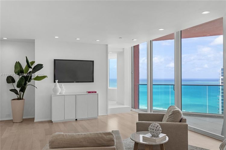 Portofino Tower #3405 image #20