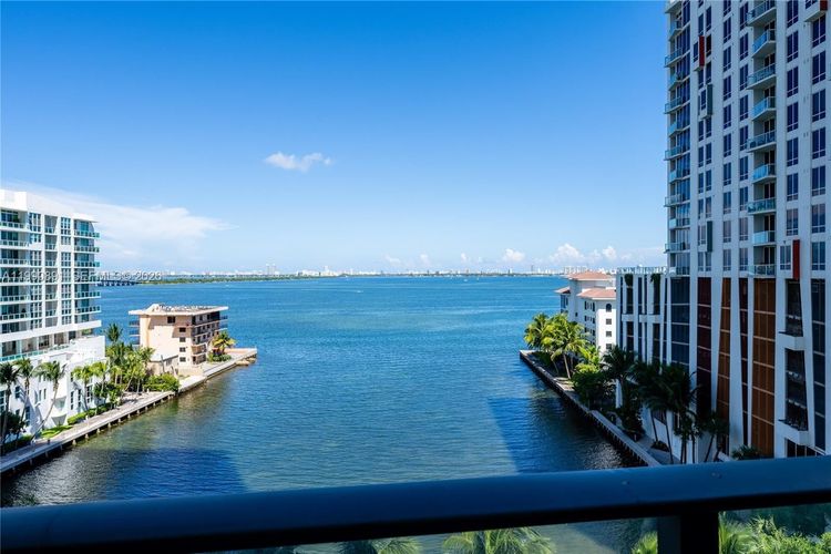 Icon Bay #707 image #7