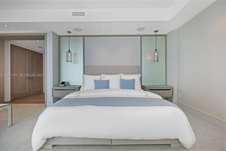 Oceana Bal Harbour #1702 image #7