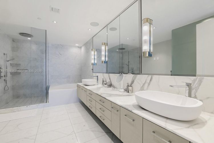 Oceana Bal Harbour #1702 image #8