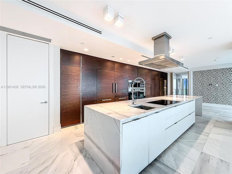 Regalia #5 image #27