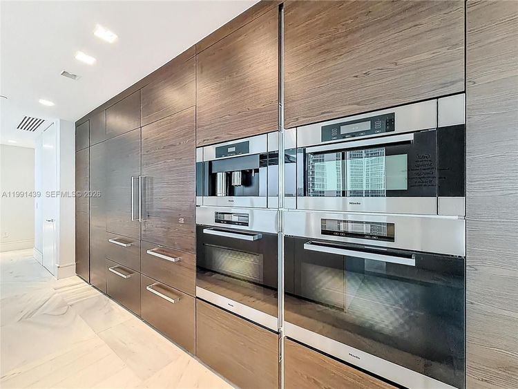 Regalia #5 image #34