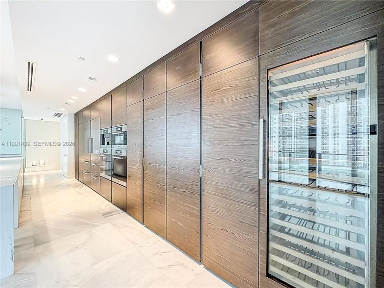 Regalia #5 image #36