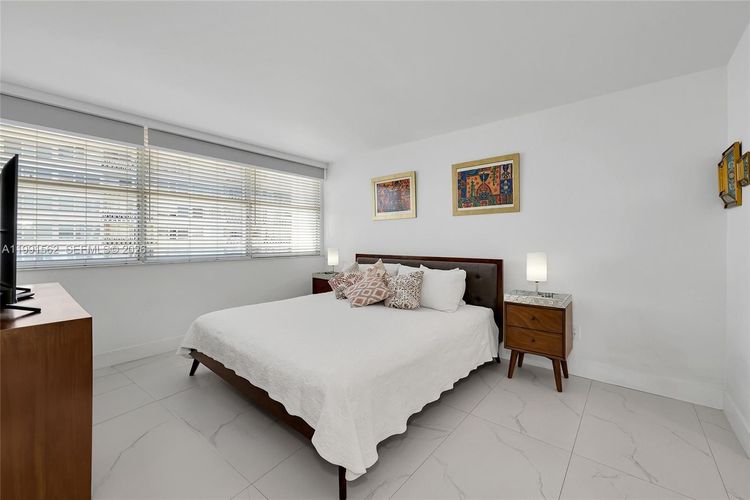 Bayshore Place #1003A image #25