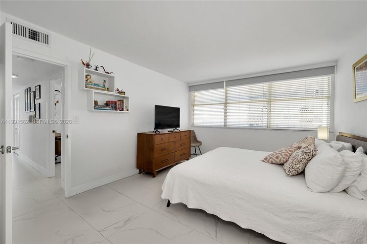 Bayshore Place #1003A image #26