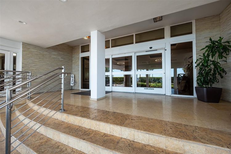 Bayshore Place #1003A image #35