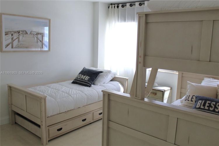 Parker Plaza Estates #821 image #20