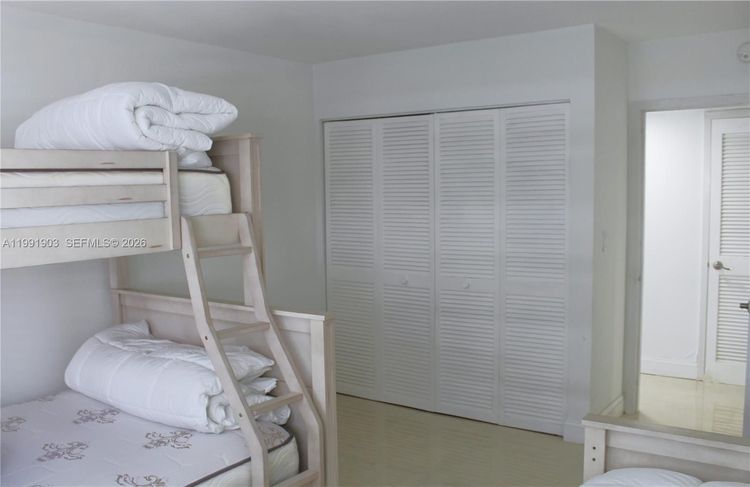 Parker Plaza Estates #821 image #21