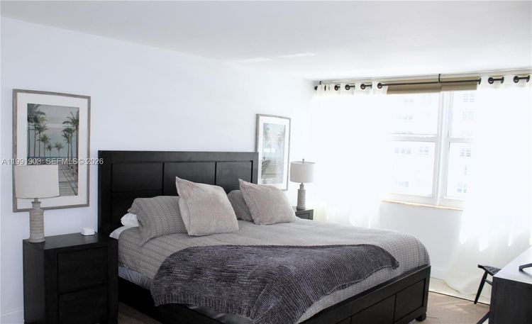 Parker Plaza Estates #821 image #24