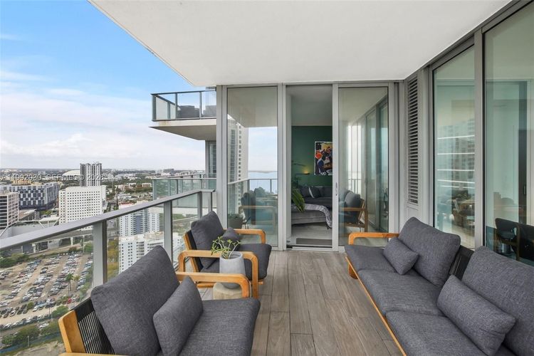 Paramount Miami Worldcenter #3211 image #31