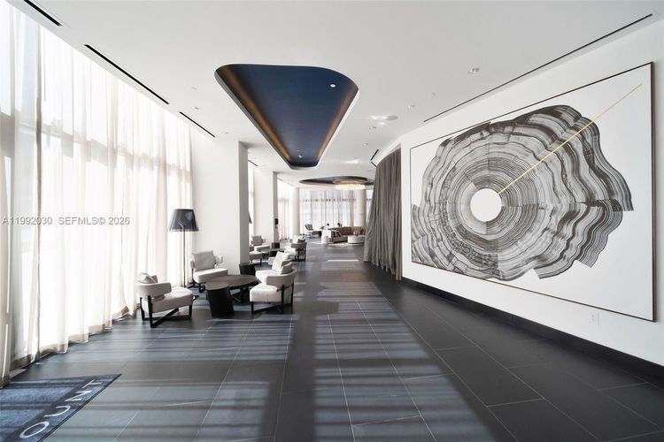 Paramount Miami Worldcenter #3211 image #49