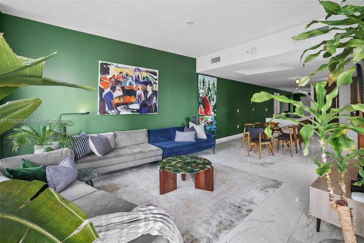 Paramount Miami Worldcenter #3211 image #6