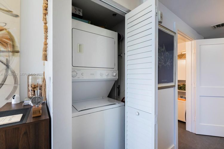 Lofts at Mayfair #311 image #12