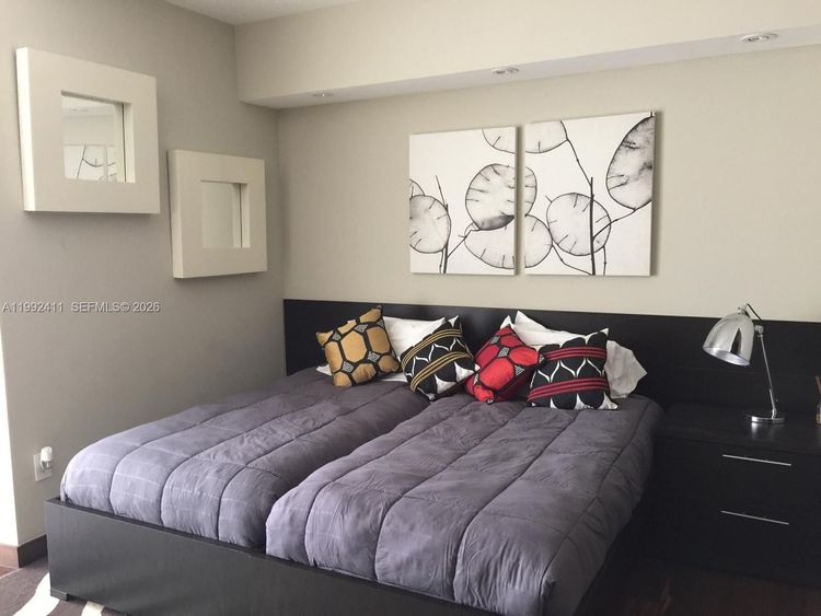 Icon Brickell I #5605 image #10