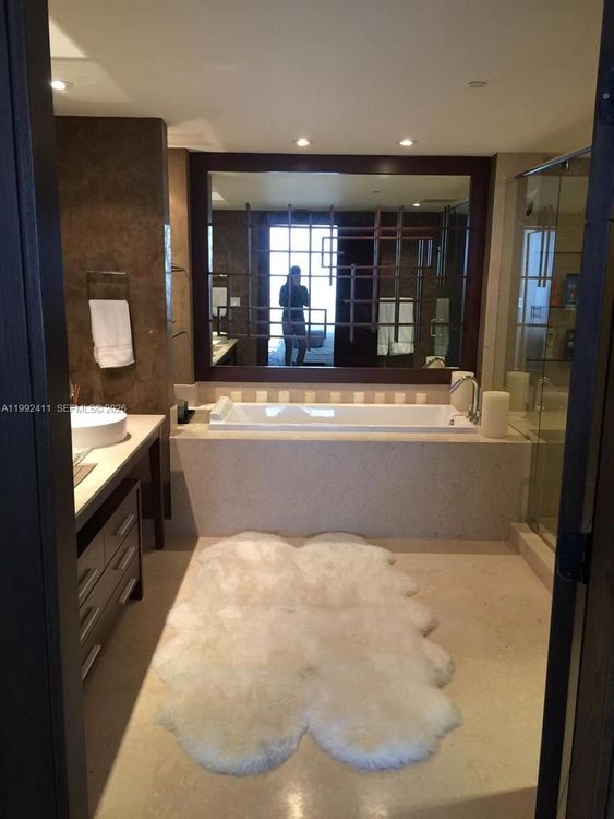 Icon Brickell I #5605 image #9