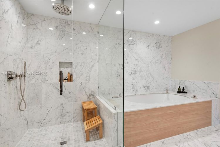 Onda Residences #303 image #21