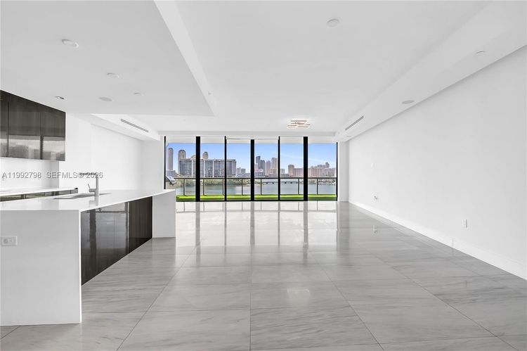 Echo Aventura #615 image #9