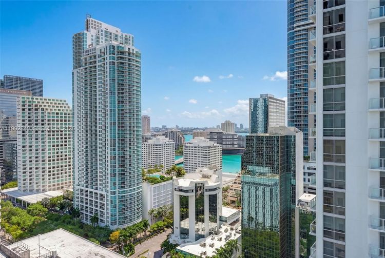 Avenue 1060 Brickell #2510 image #16