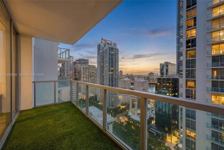 Avenue 1060 Brickell #2510 image #9