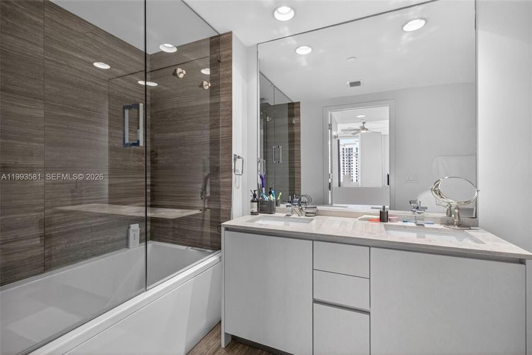 1010 Brickell #2611 image #15