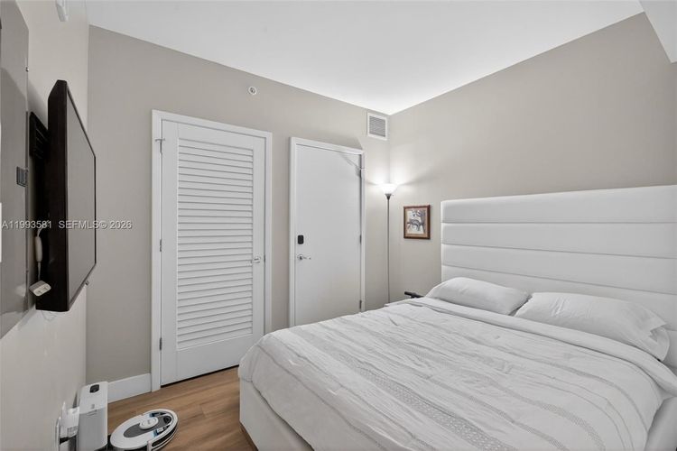 1010 Brickell #2611 image #16