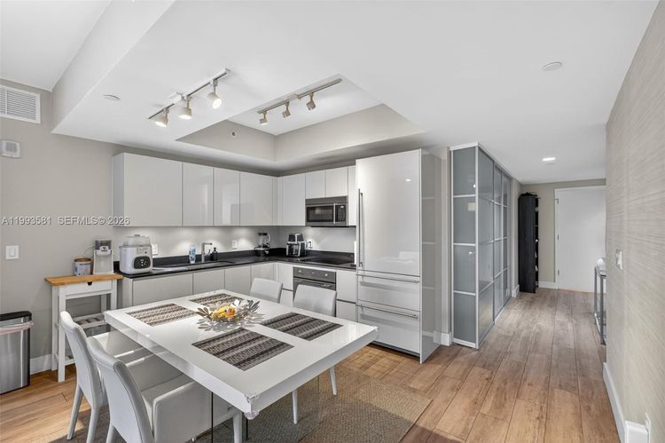 1010 Brickell #2611 image #6