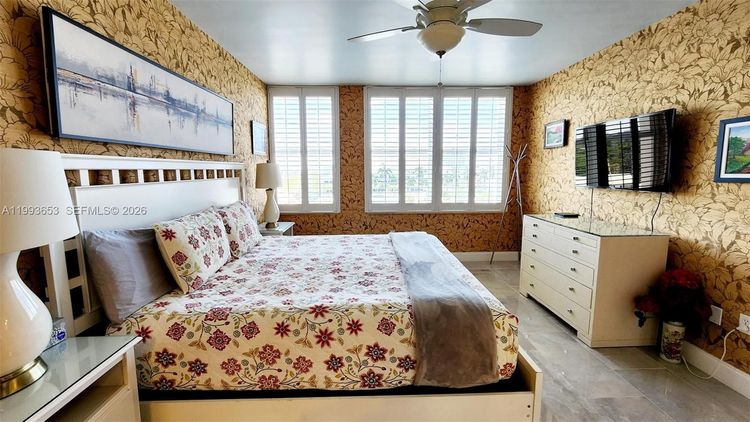 Sunrise Tower #6E image #11