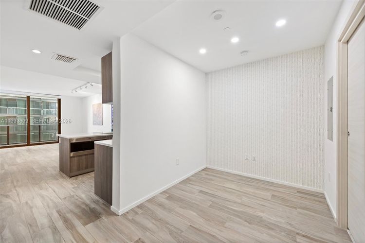 SLS Lux Brickell #3108 image #25