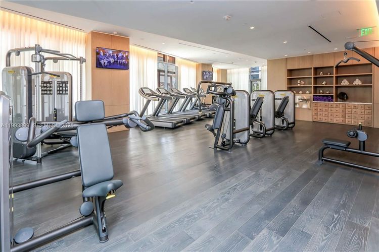 SLS Lux Brickell #3108 image #31