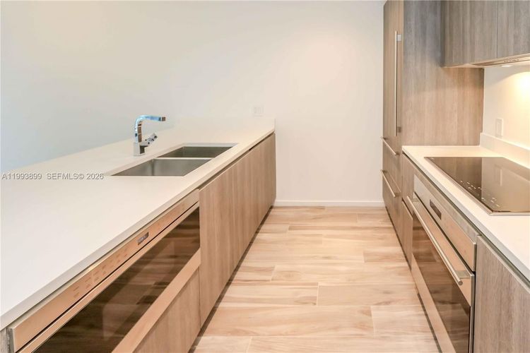 SLS Lux Brickell #3108 image #6