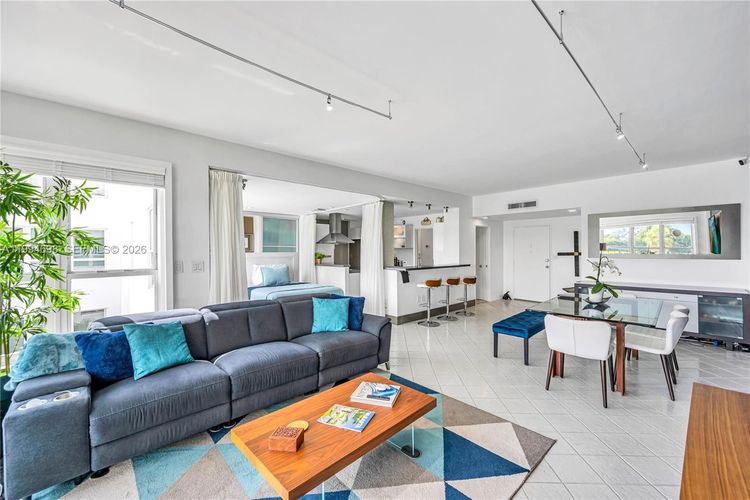 Blair House #3-C image #13