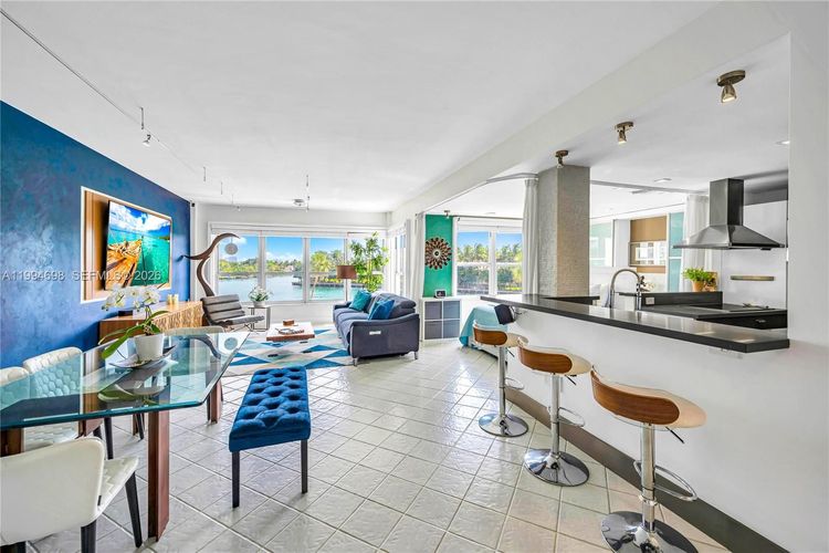 Blair House #3-C image #14