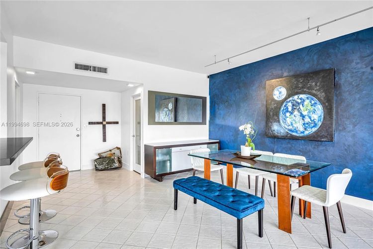 Blair House #3-C image #19