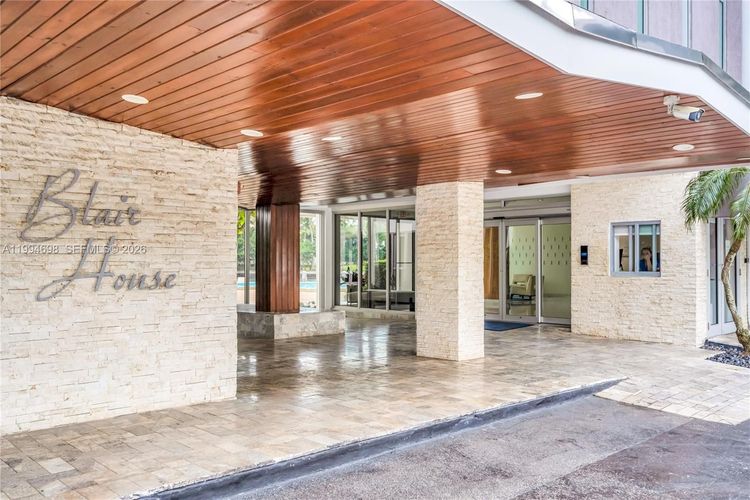 Blair House #3-C image #30