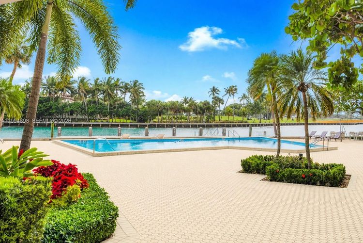 Blair House #3-C image #40