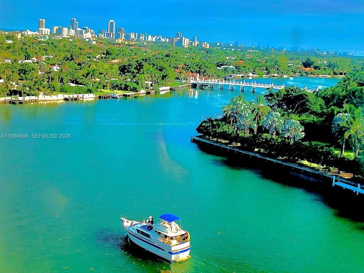 Blair House #3-C image #44