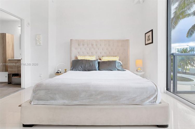 Uptown Marina Lofts #419 image #11