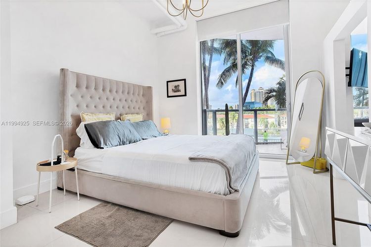 Uptown Marina Lofts #419 image #12