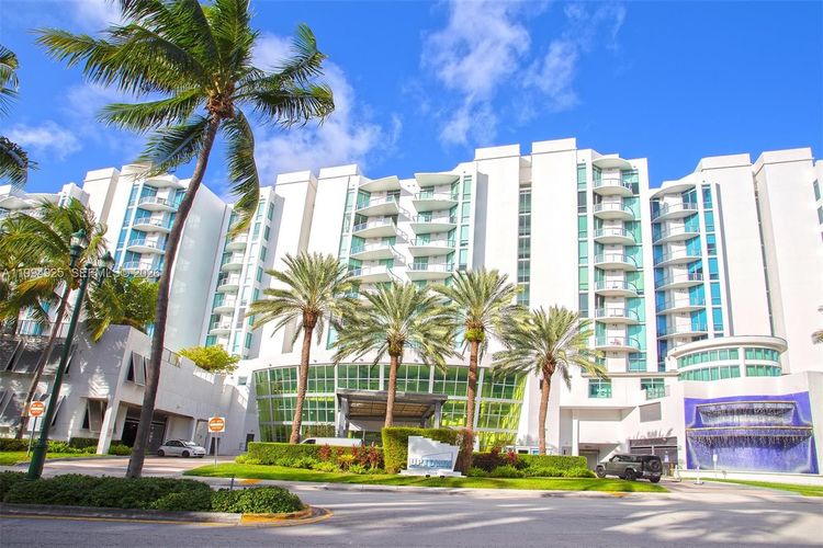 Uptown Marina Lofts #419 image #35