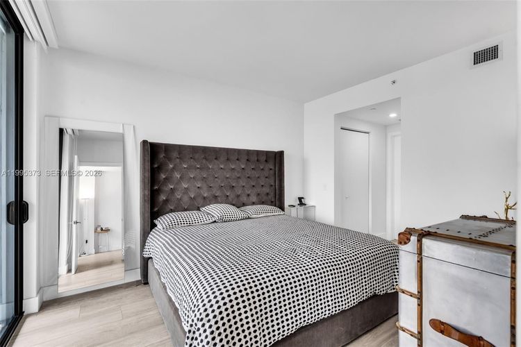 Hyde Midtown #3003 image #9