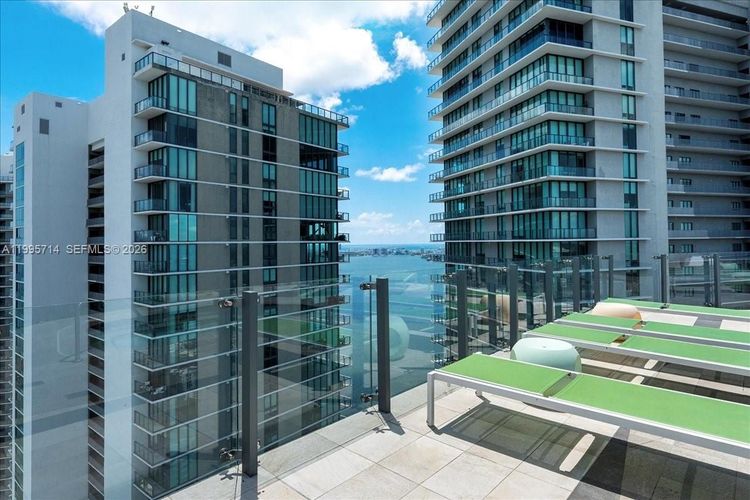 Paraiso Bayviews #1201 image #39