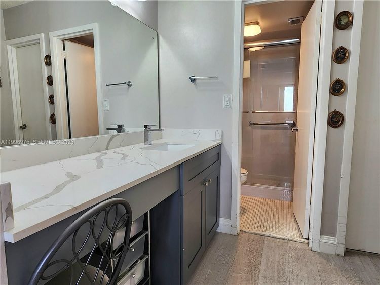 Parker Plaza Estates #515 image #17