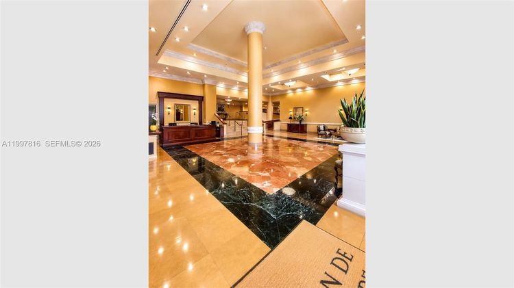 Colonnade at Dadeland #428 image #22