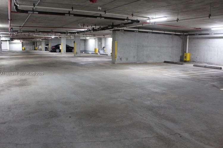 Colonnade at Dadeland #428 image #27