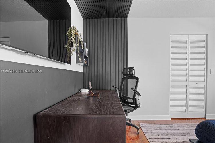 Colonnade at Dadeland #428 image #7