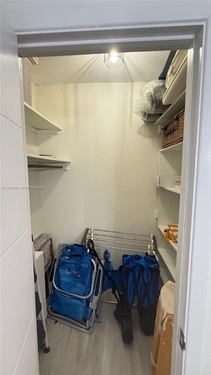 The Hemispheres #5D image #16