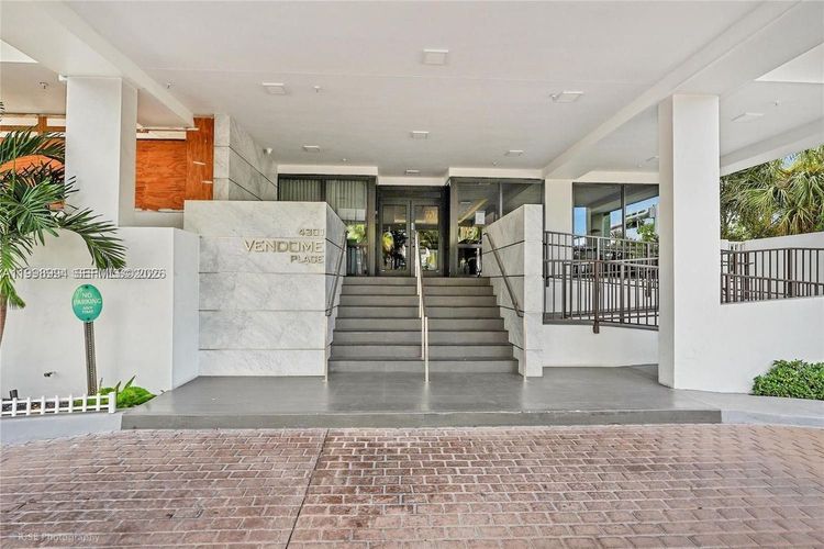 Vendome Place #803 image #16