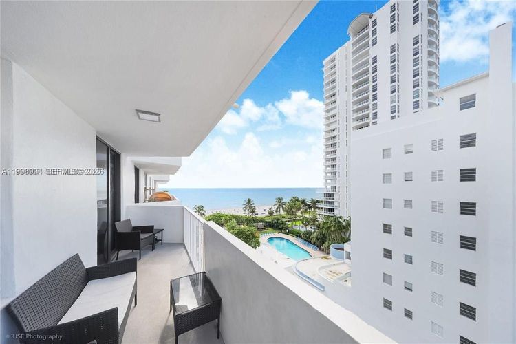 Vendome Place #803 image #22